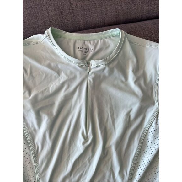 Athleta Woman’s top   - Picture 5 of 7
